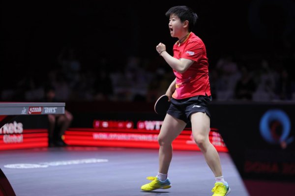 孙颖莎4-2战胜申裕斌 晋级下一轮  世界赛女单八强